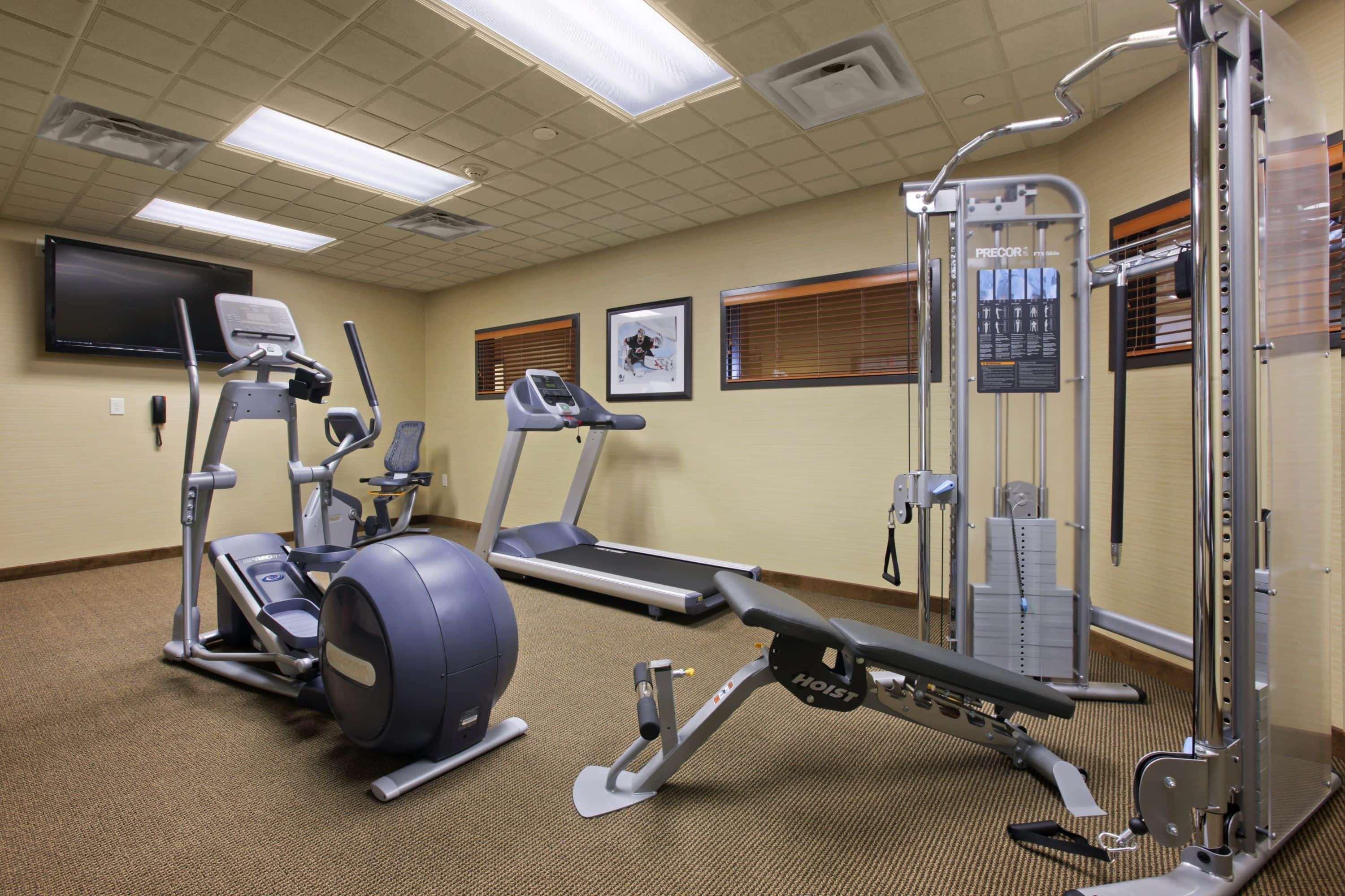 Wingate By Wyndham State Arena Raleigh/Cary Hotel Экстерьер фото
