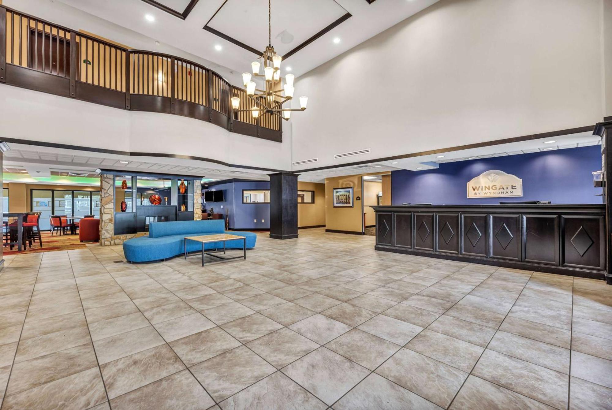 Wingate By Wyndham State Arena Raleigh/Cary Hotel Экстерьер фото