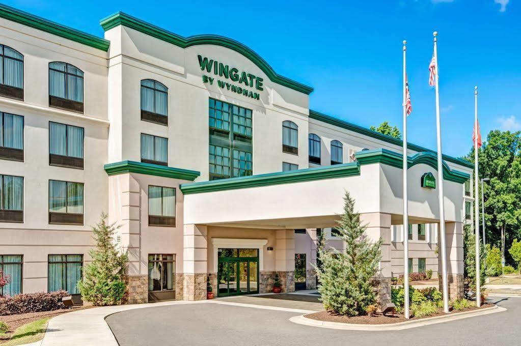 Wingate By Wyndham State Arena Raleigh/Cary Hotel Экстерьер фото